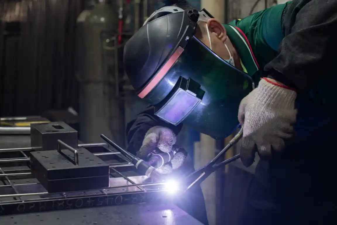 we offer solutions bespoke to your equipment requirements