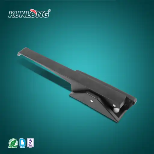 anti-explosion handle latch for high pressure circumastance